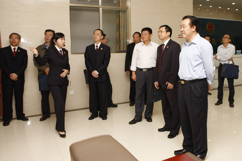 9参观案管中心检务大厅