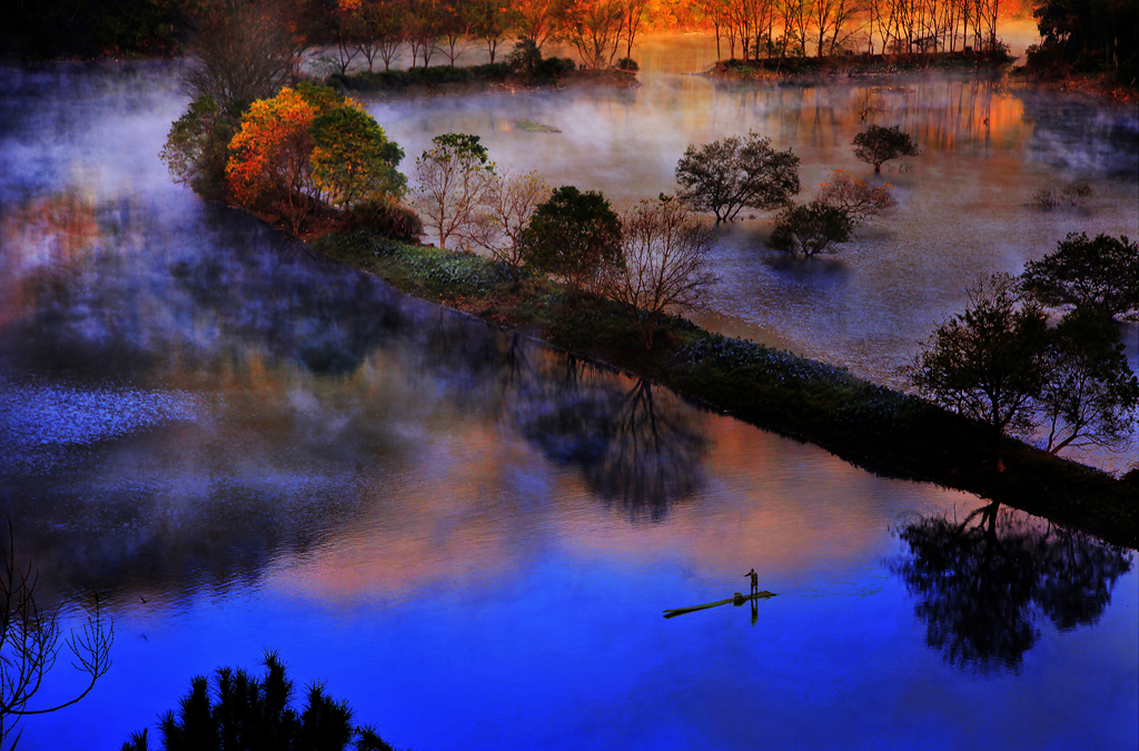 冬湖晨曦泛渔歌(作者原预防处副调研员许潮)